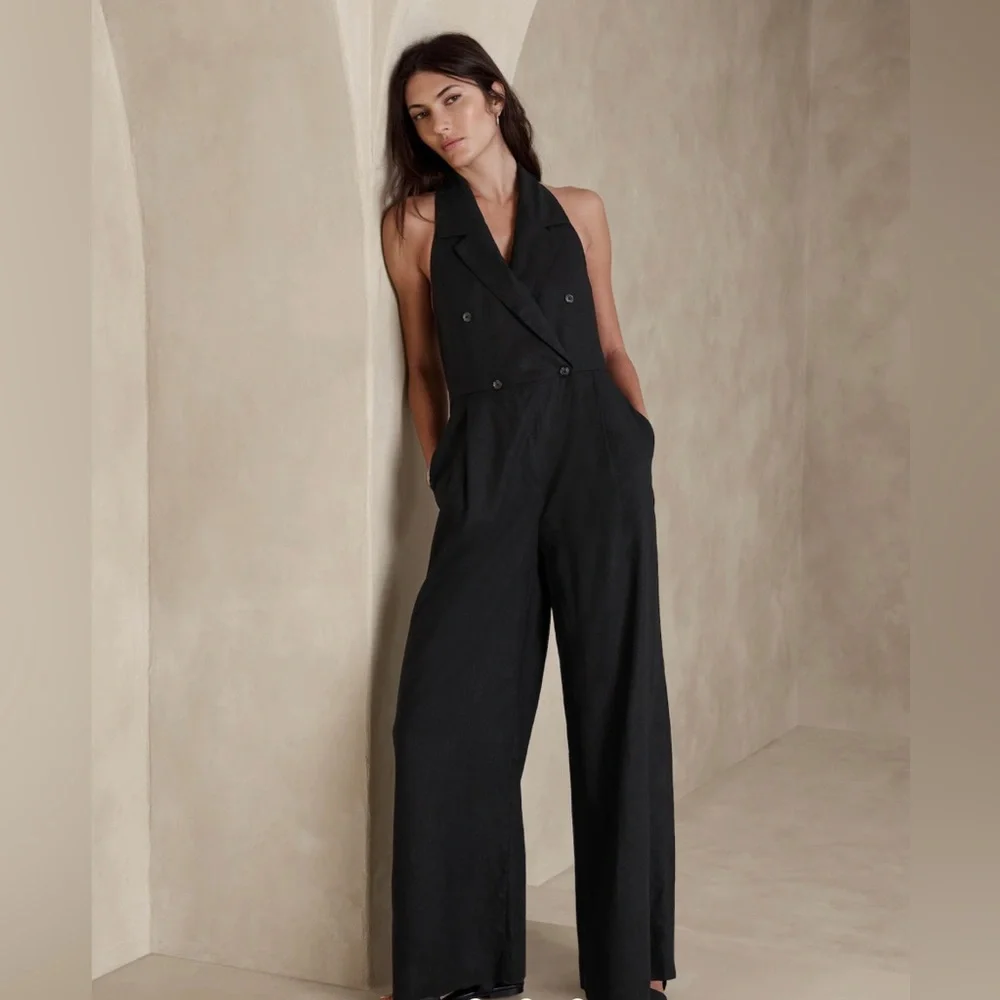 NWT! Banana Republic Black Linen-Blend Collared Jumpsuit - Multiple